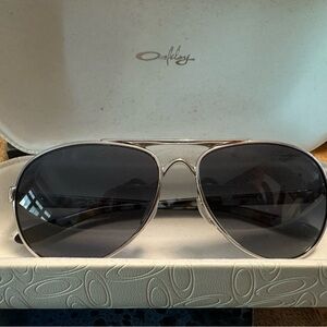 Oakley Black and Silver Aviator Sunglasses - Tiebreaker model